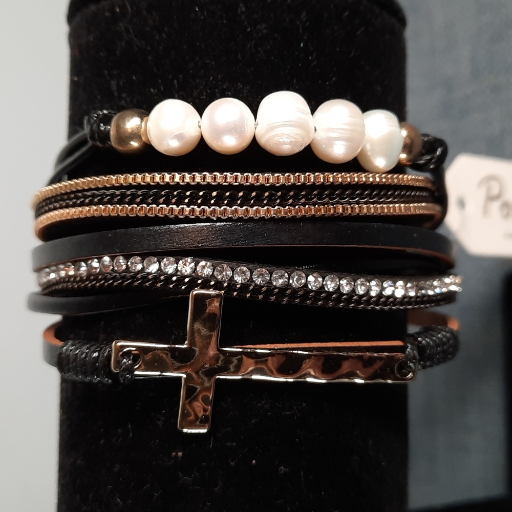 Black Leather Gold Cross Religious Freshwater Pearl Magnetic Closure Br…